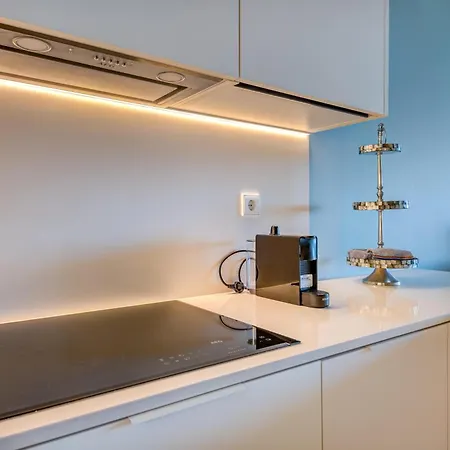 Cond Bayline - Blue Horizon - - Pool - Gym - Enguia - By Bedzy *