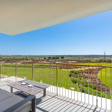 Cond Bayline - Blue Horizon - - Pool - Gym - Enguia - By Bedzy *