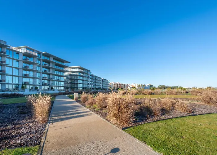 Cond Bayline - Blue Horizon - - Pool - Gym - Enguia - By Bedzy