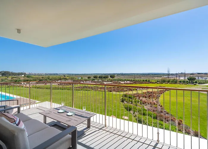 Cond Bayline - Blue Horizon - - Pool - Gym - Enguia - By Bedzy *