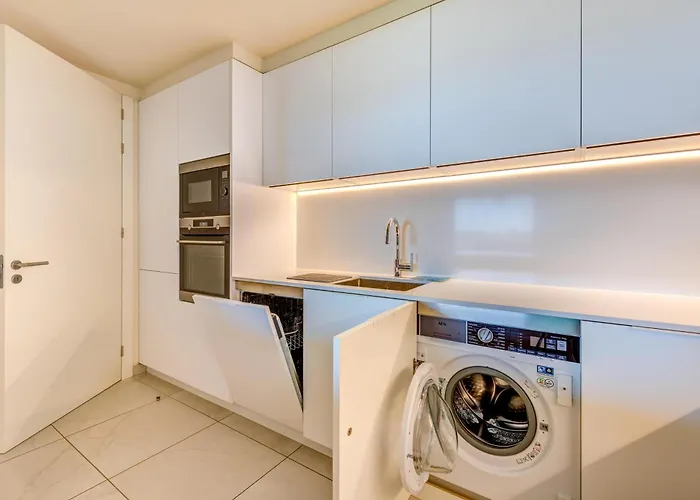 Διαμέρισμα Cond Bayline - Blue Horizon - - Pool - Gym - Enguia - By Bedzy *