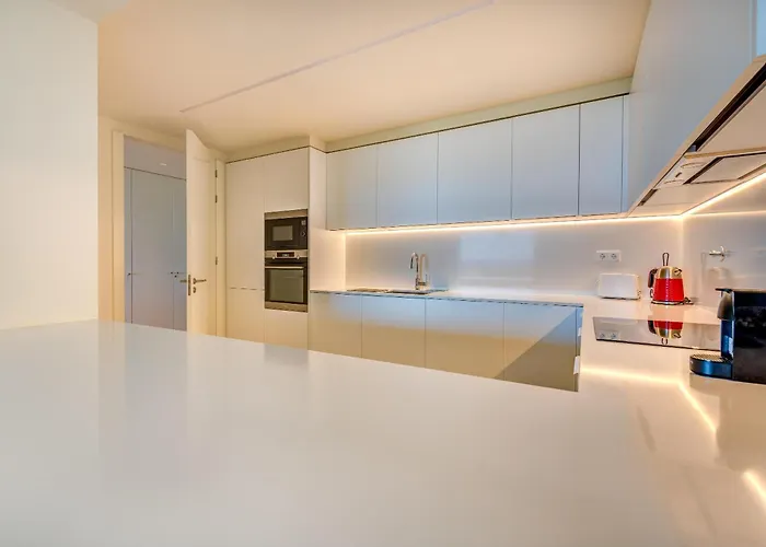 Διαμέρισμα Cond Bayline - Blue Horizon - - Pool - Gym - Enguia - By Bedzy